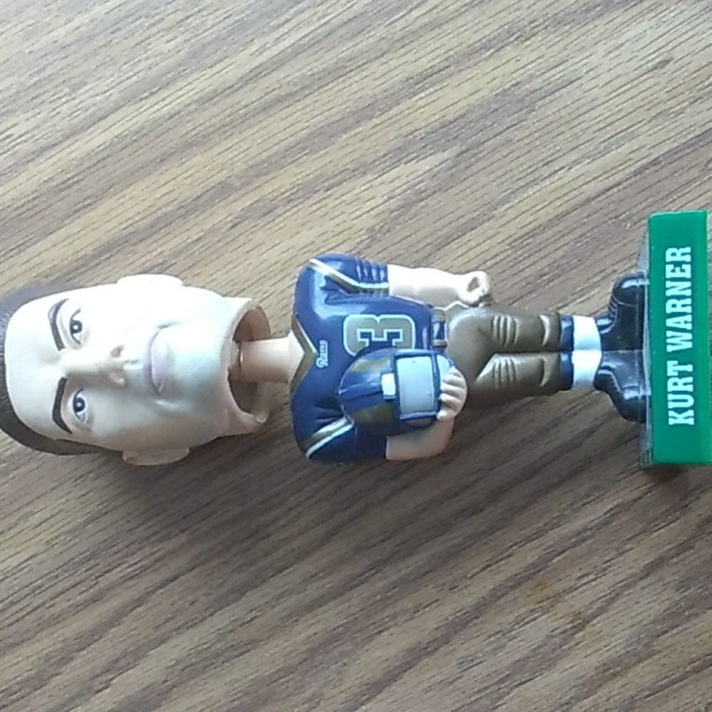 ⚜️ St. Louis Rams Kurt Warner Bobblehead Vintage